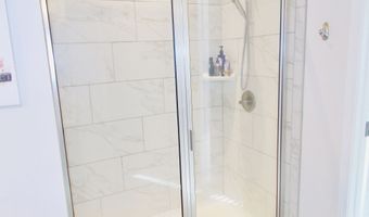 612 Auburn Crossing Dr, Auburn, GA 30011