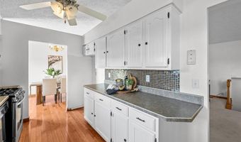 2718 Bryden, Alton, IL 62002