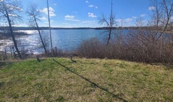 225 Long Lk E, Bottineau, ND 58318
