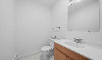 10 Eaton Rd, Amherst, NH 03031