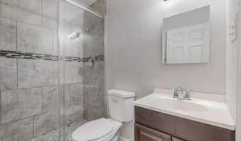 225 Hanosh Ct SE Apt 2, Albuquerque, NM 87123