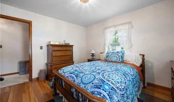 167 S Leavitt Rd, Amherst, OH 44001