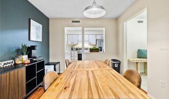 504 ORANGE Dr 11, Altamonte Springs, FL 32701