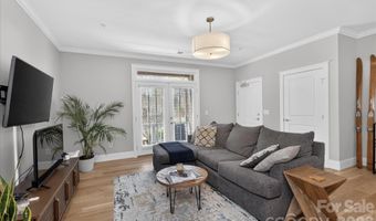 2151 Mcclintock Rd 112, Charlotte, NC 28205