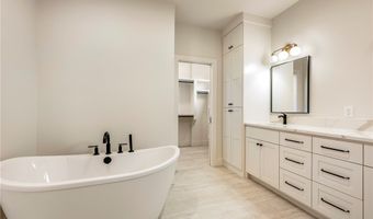 19 Lothian Ln, Bella Vista, AR 72715
