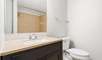 4600 BRENTLEIGH Ct, Annandale, VA 22003
