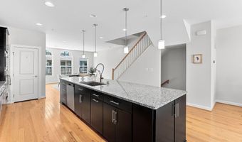 43372 WHITEHEAD Ter, Ashburn, VA 20148