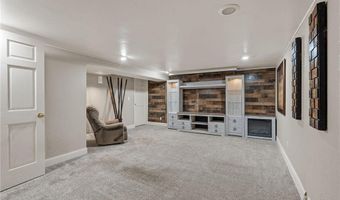 2101 6th Ave NE, Austin, MN 55912