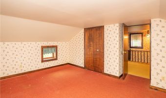 2909 Sanitarium Rd, Akron, OH 44312