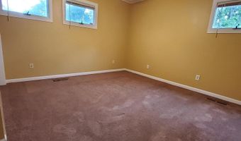 2828 Packard St, Ann Arbor, MI 48108