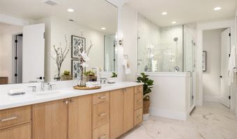 10415 SE 13th St, Bellevue, WA 98004