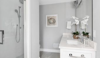 649 Main Ave, Bay Head, NJ 08742