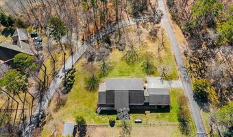 1793 Cherokee Dr, Bean Station, TN 37708