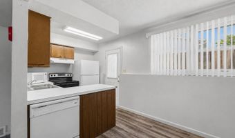 121 NW State St, Ankeny, IA 50023