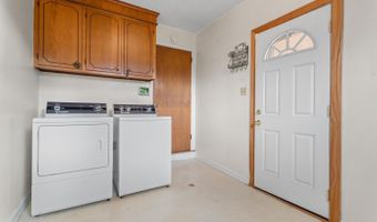 9 Merrimon Ave, Boiling Springs, SC 29316