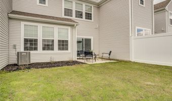 850-4 Dipper Ln, Aurora, OH 44202