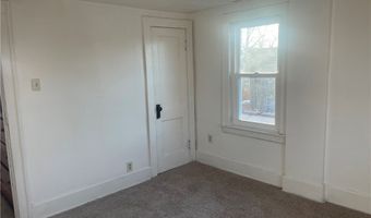 958 E Wilbeth Rd Upper, Akron, OH 44306