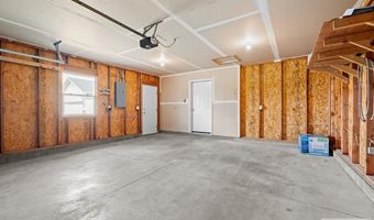 2851 E Chasewood Dr, Ammon, ID 83406