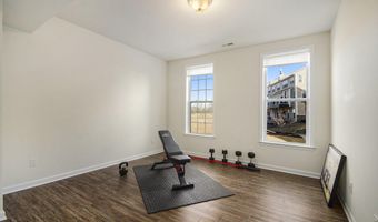 2822 Purley Ave, Ann Arbor, MI 48105