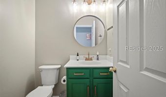 8 Waccamaw Way, Beaufort, SC 29906