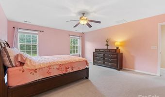 5918 Kelyn Hills Dr, Charlotte, NC 28278
