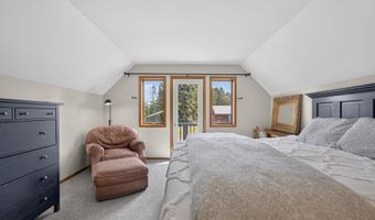 4042 5 Mile Point Rd, Allouez, MI 49805