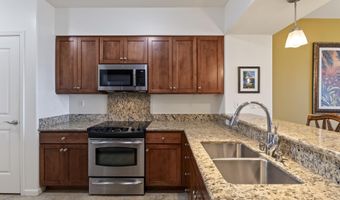 28 Hauwahine Ln F203, Kihei, HI 96753