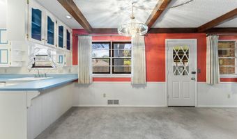 4915 YALE St, Amarillo, TX 79109