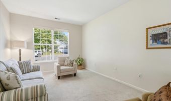 106 LAKELAND Dr, Barnegat, NJ 08005