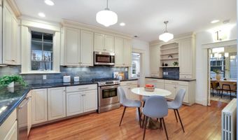 3113 44TH St NW, Washington, DC 20016