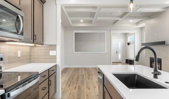 4061 SADDLEBACK Ln, Cheyenne, WY 82001