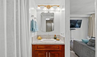 444 Kanekapolei St 508, Honolulu, HI 96815