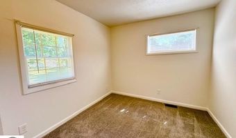 219 Grafton Ave, Alma, MI 48801