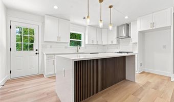 4380 Navajo Ln SE, Acworth, GA 30102