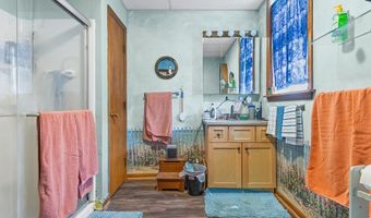 5869 Beechwood Ave, Alliance, OH 44601