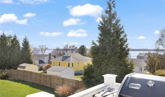 109 Umiak Ave, Jamestown, RI 02835