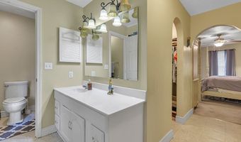 2017 S Trillium Dr, Aliquippa, PA 15001