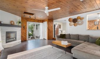 37 Charles St, Barrington, RI 02806