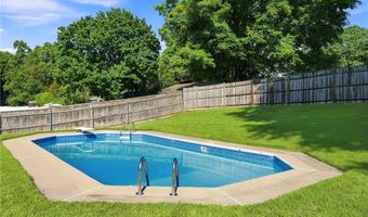 31 Monica Dr, Cumberland, RI 02864
