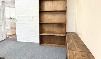 1515 Bryan Cir, Carlsbad, NM 88220