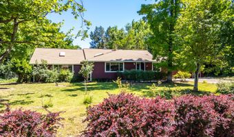 5609 Shady Ln, Anderson, CA 96007