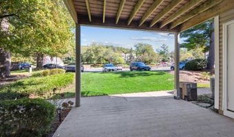 25 SPRUCE Ct, Bedminster, NJ 07921