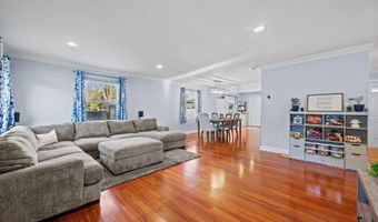 12324 KEMMERTON Ln, Bowie, MD 20715