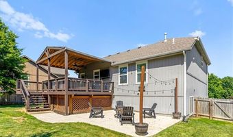 806 154th Cir, Basehor, KS 66007
