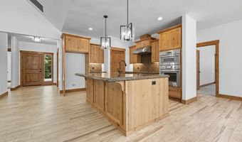 12664 E Howard Rd, Athol, ID 83801