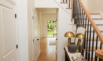 20 Gino Dr, Bristol, CT 06010