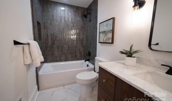 4901 Pine Ridge Rd, Charlotte, NC 28226