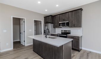 1683 20th Ave SE, Altoona, IA 50009