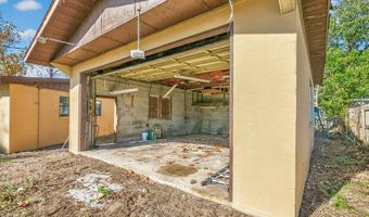 885 BONITA Rd, Atlantic Beach, FL 32233