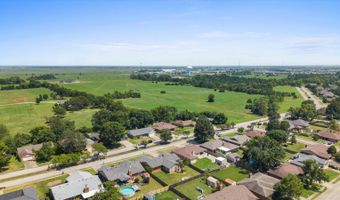 931 King Dr, Bartlesville, OK 74006